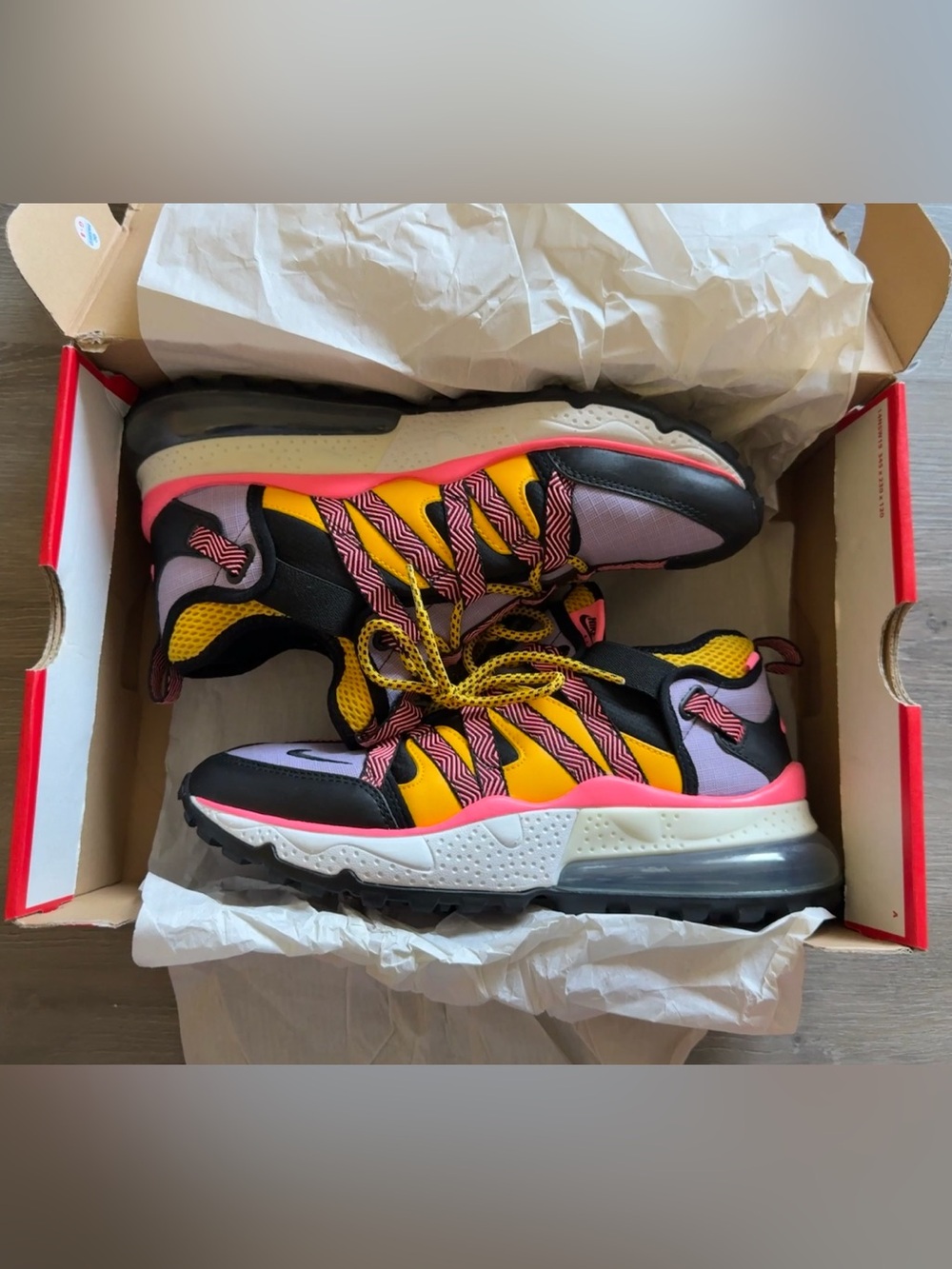 Nike Air Max 270 Bowfin Sneaker
